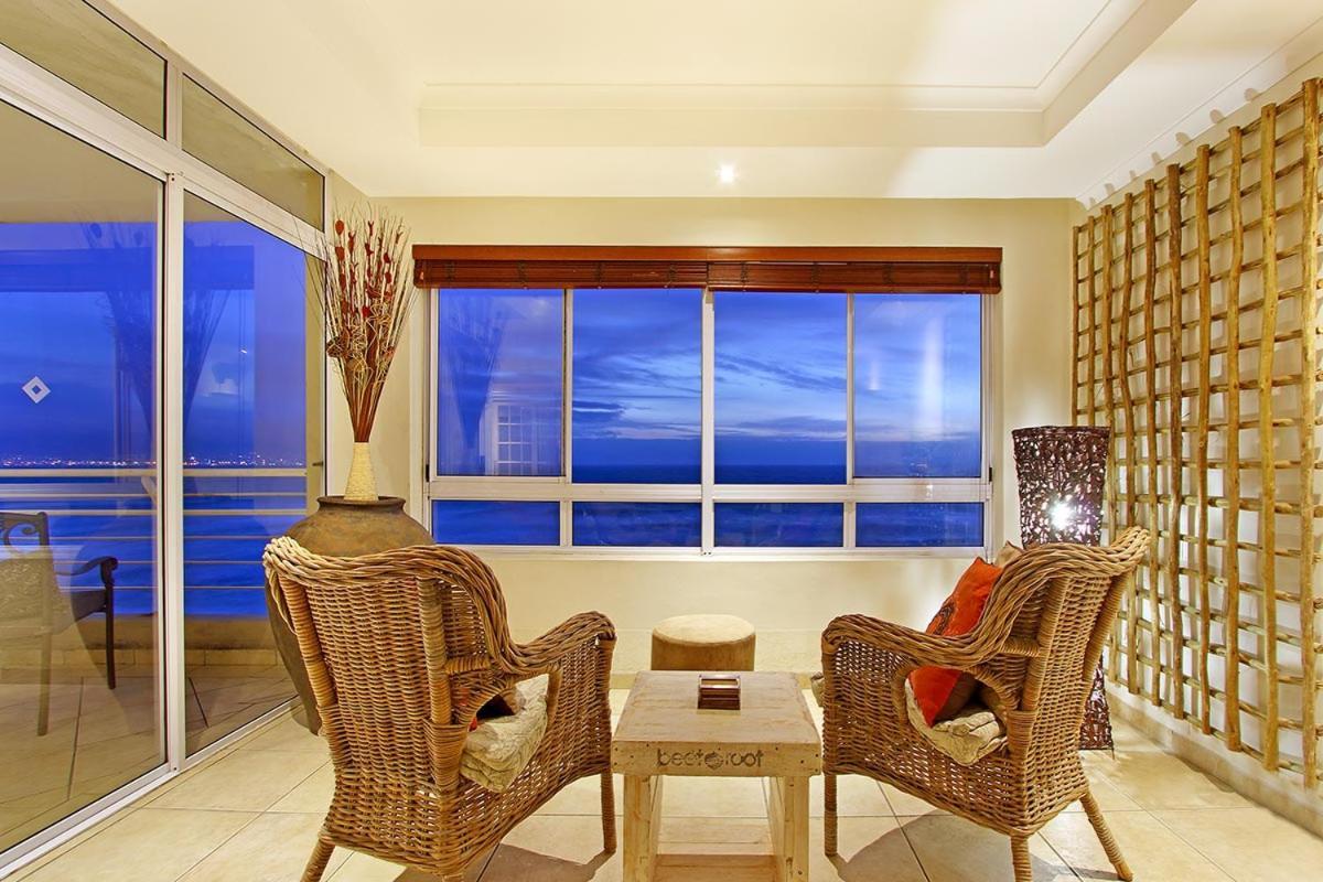 Ocean View C602 By Hostagents Apartment Bloubergstrand Exterior photo